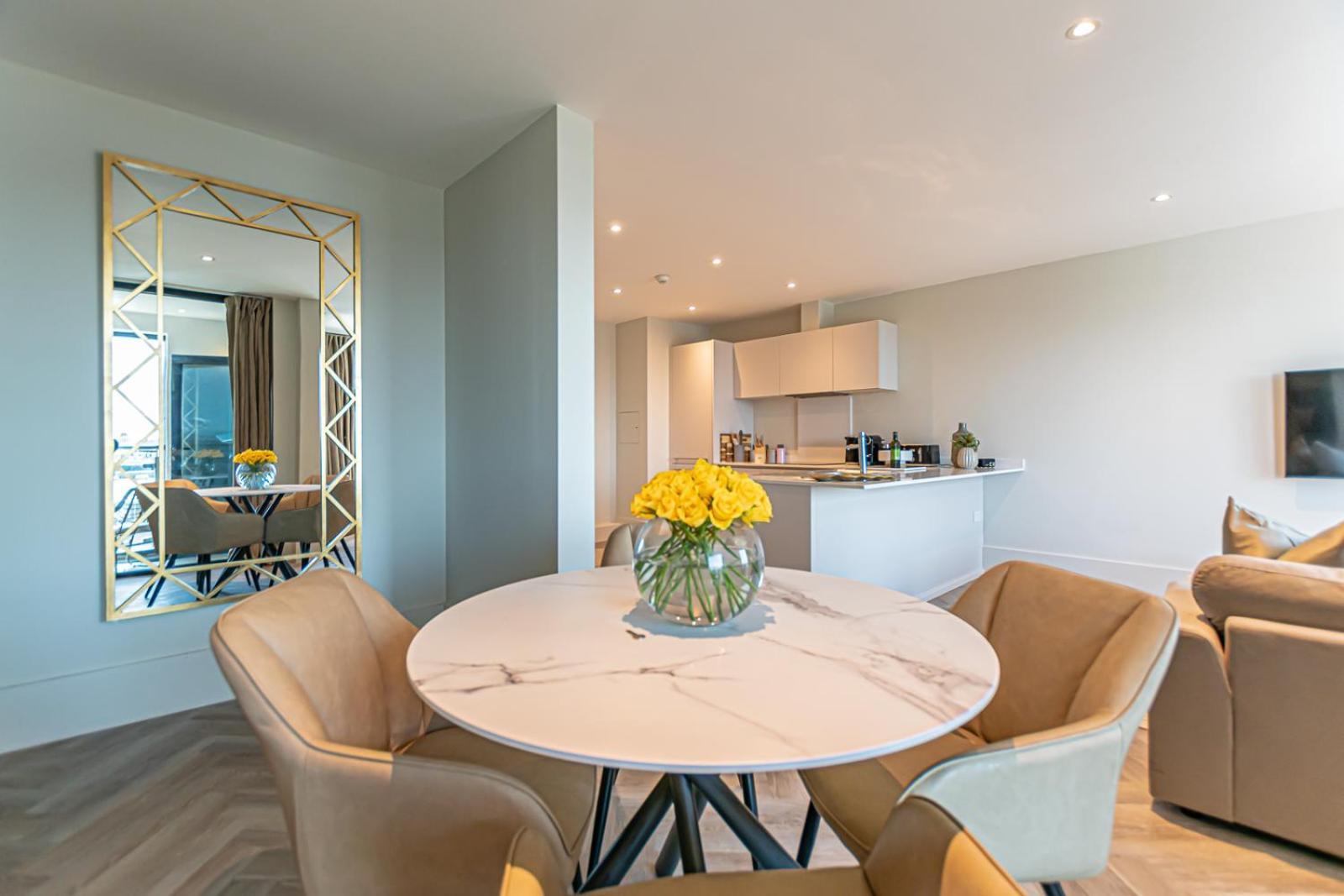 Novu Apartments Liverpool Waterfront Екстер'єр фото