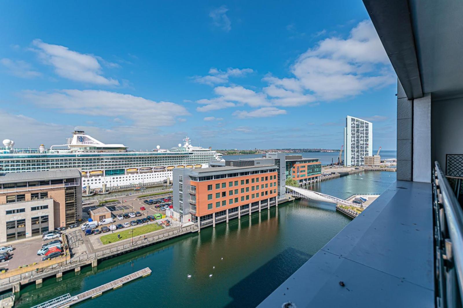 Novu Apartments Liverpool Waterfront Екстер'єр фото