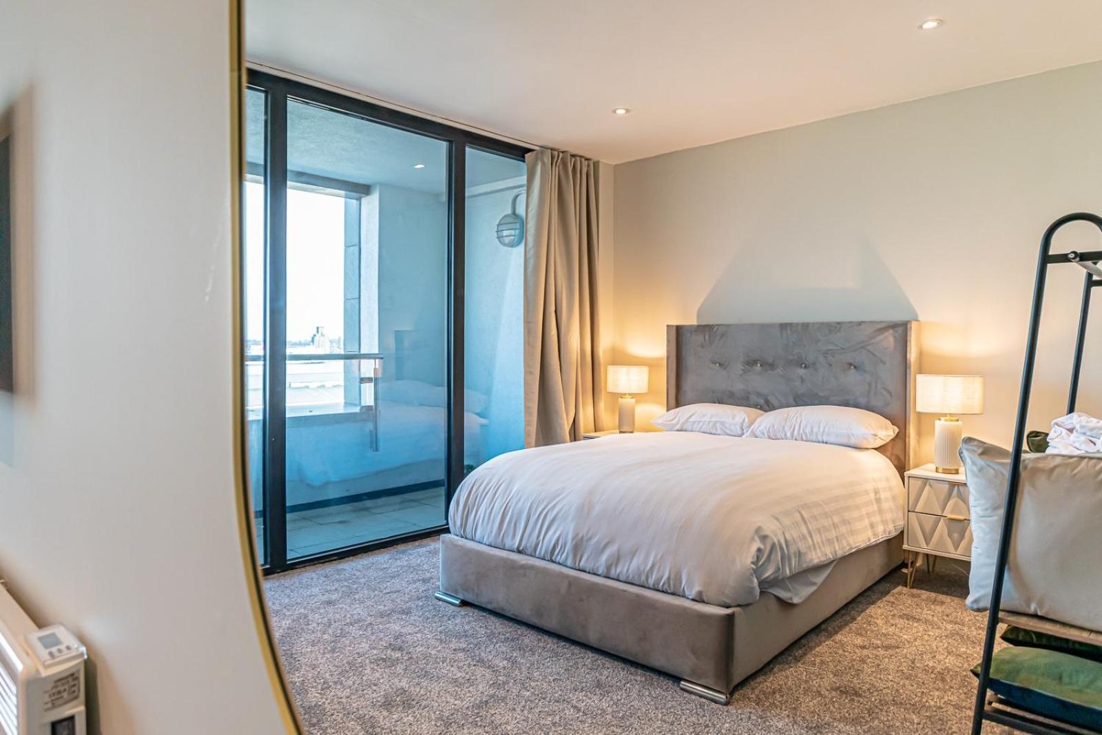 Novu Apartments Liverpool Waterfront Екстер'єр фото